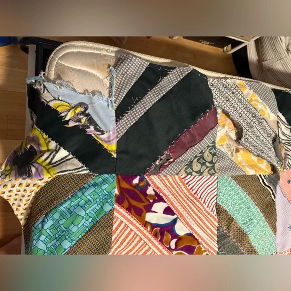 Vintage Cutter/Scrap Quilt Handmade Quilt - Picture 10 of 16
